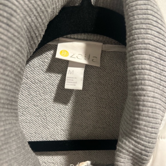 Zella hybrid jacket - Picture 5 of 11